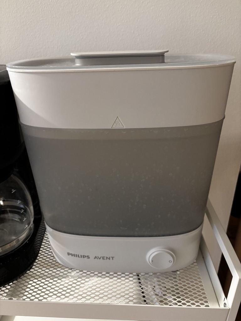 Philips Avent baby bottle sterilizer